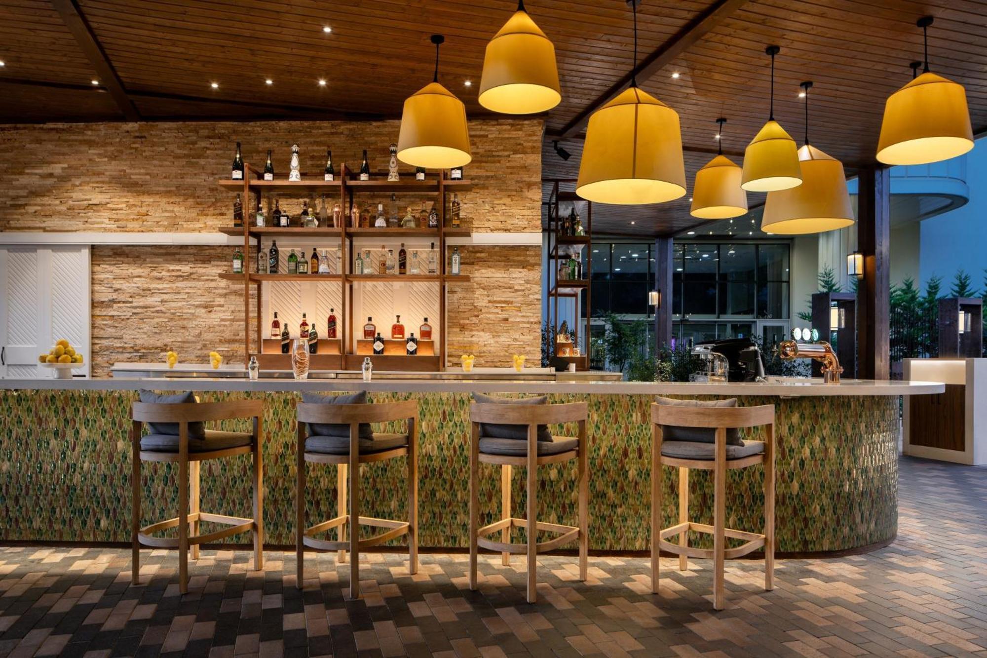 Jw Marriott Bucharest Grand Hotel Exterior photo The bar at the 1919 Restaurant