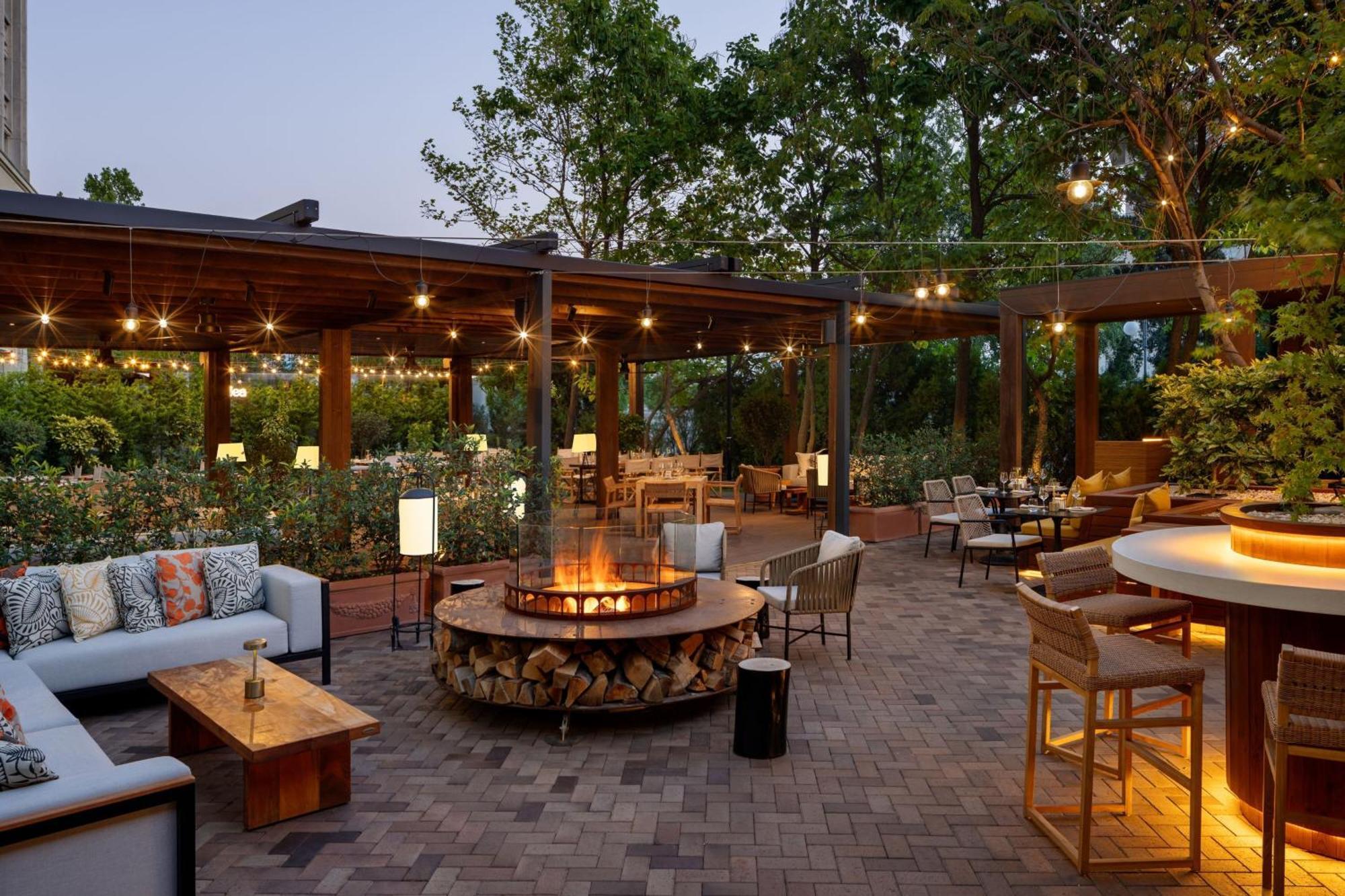Jw Marriott Bucharest Grand Hotel Exterior photo The Terrace at The Westin Hyderabad